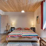 Maison Abricot Avec Piscine Aspiran