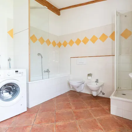 Maison Abricot Avec Piscine