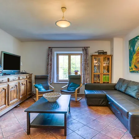 Сasa de vacaciones Maison Abricot Avec Piscine