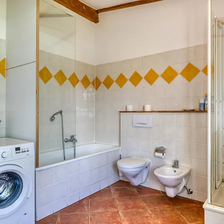 Dom wakacyjny Maison Abricot Avec Piscine *
