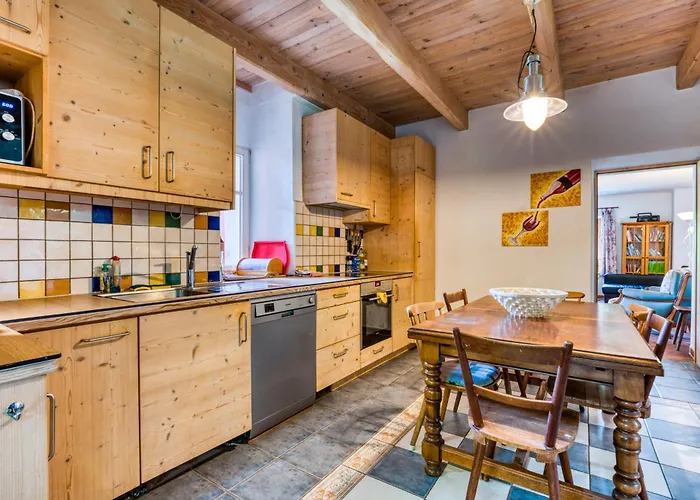 Maison Abricot Avec Piscine * Aspiran